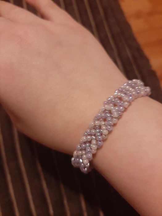 Браслет из бисера. На замке