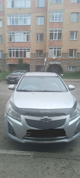 Машина Chevrolet Cruze 2014