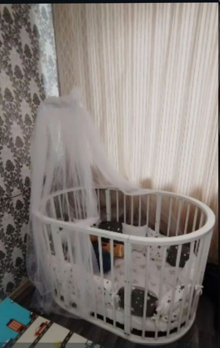 Детская кроватка