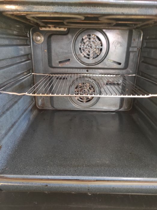 Фурна за вграждане Samsung, много запазена