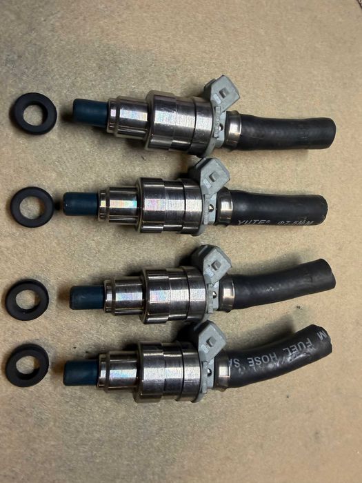 Инжектори комплект Bosch L-Jetronic