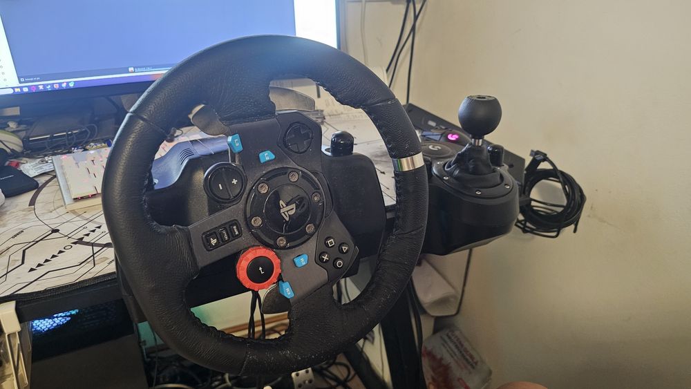 Volan Logitech g29 cu schimbator