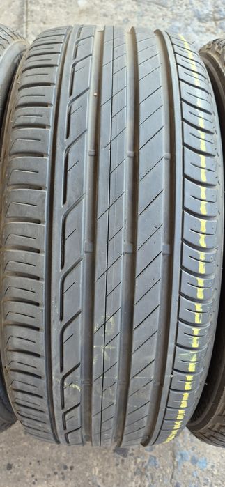4 anvelope vara ca noi Bridgestone 215/50/18.Pretul este pe bucata.