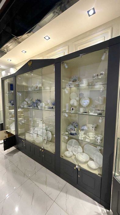 Мебель (витрины) для магазина