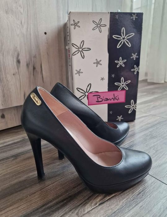 Обувки на ток от естествена кожа Bianki 36 номер