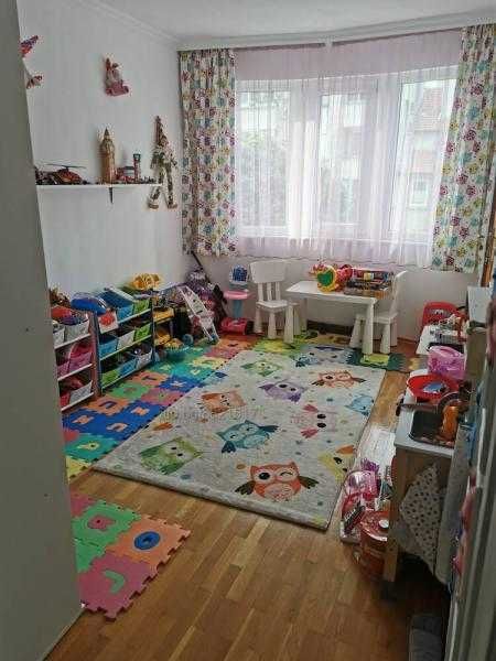 Дава се под наем Тристаен апартамент в Бургас, Възраждане - 100 кв.м за 947.58 € - Снимка #10