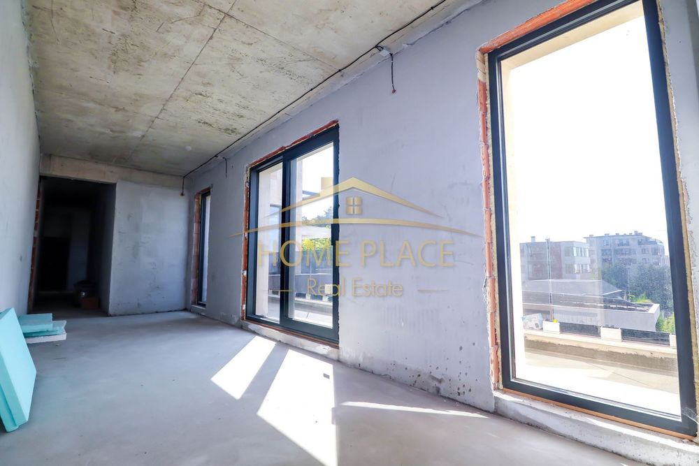 Продава се Четиристаен апартамент в Варна, Бриз - 280 кв.м за 2143 €/кв.м - Снимка #5