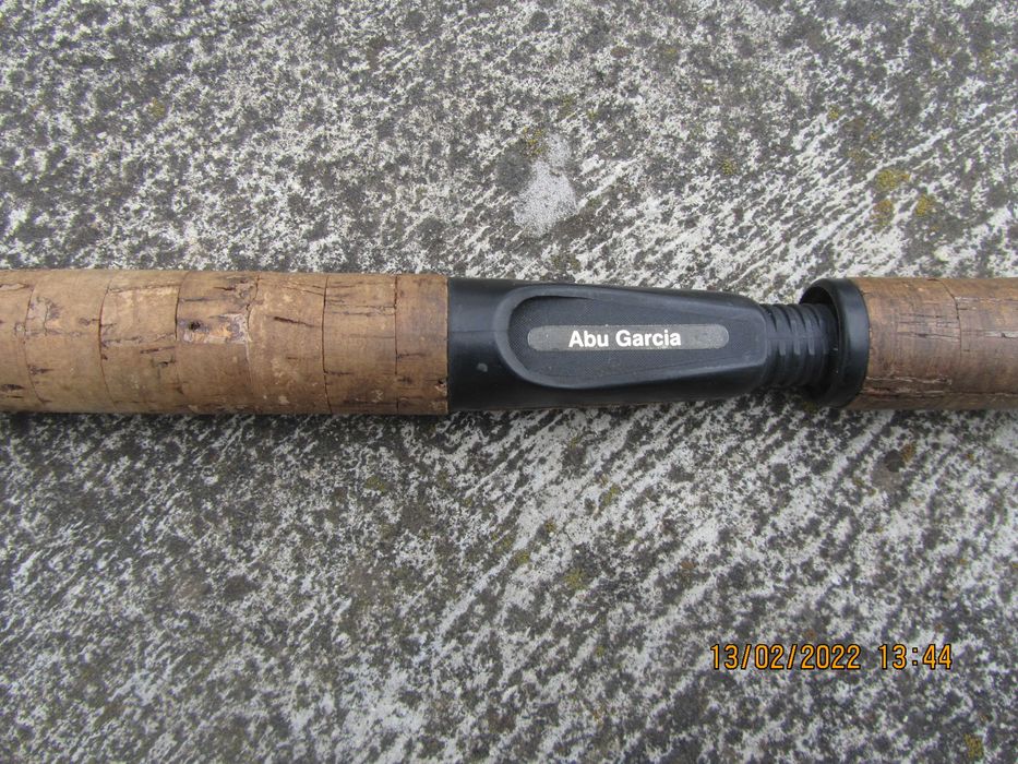 Продавам  въдици за риболов