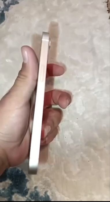 Айфон 13 идеал..