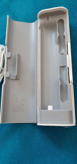 Incarcatoare periuta electrica Oral b