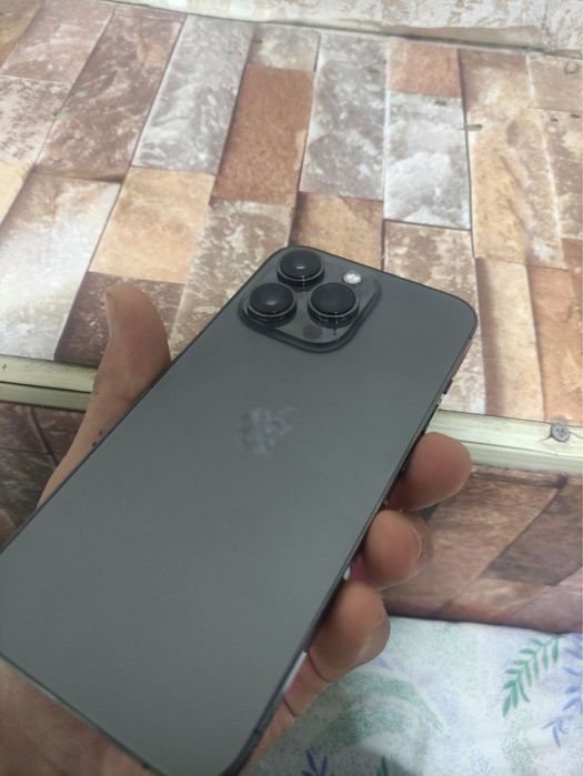 IPHONE 13PRO на идеалном состояние