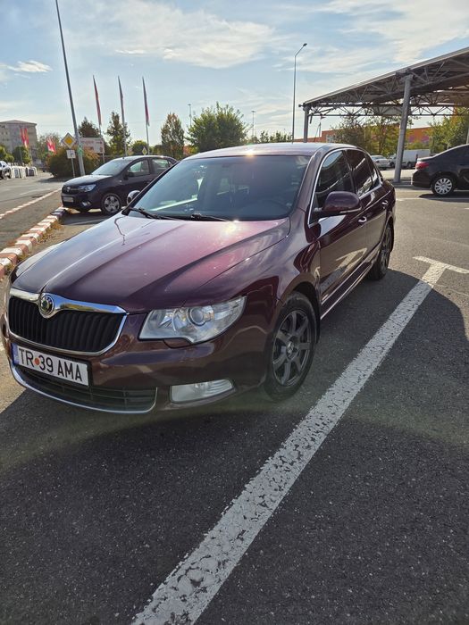 Vând skoda superb 2