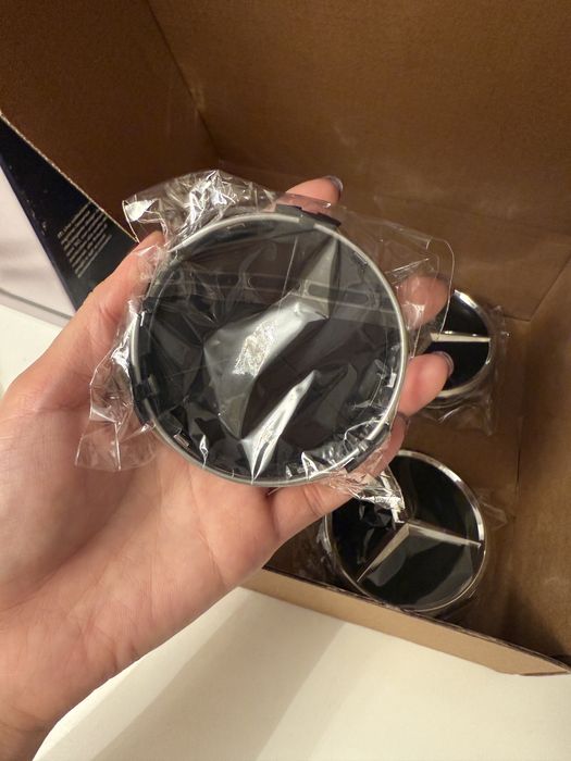 Колпачки на диски мерседес