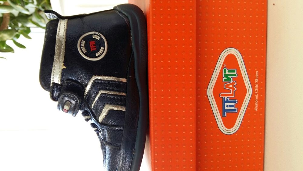 Продам ортопедические ботиночки