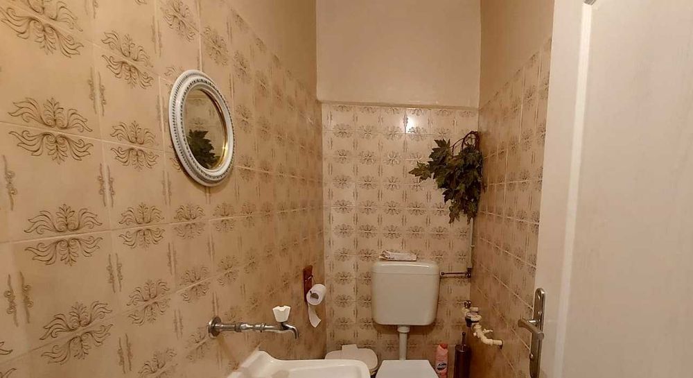 Продава се Тристаен апартамент в Хасково, Дружба 1 - 96 кв.м за 675 €/кв.м - Снимка #14