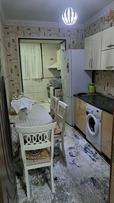 Продаётся 2/4/4 .