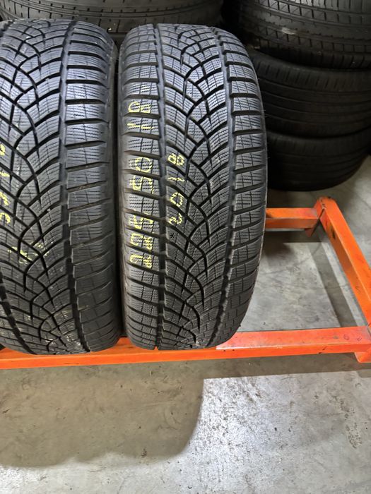 Anvelope Iarna 225/50/18 GoodYear UltraGrip Performance 225 50 18 R18