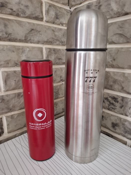 Продаются термосы.долго держат тепло.маленький 20 000, большой 40 000.