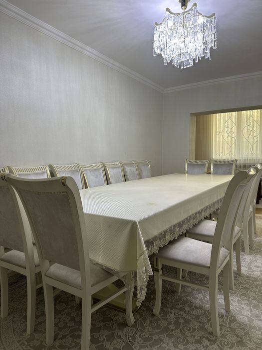 Стол и стулья 16шт, торг есть
