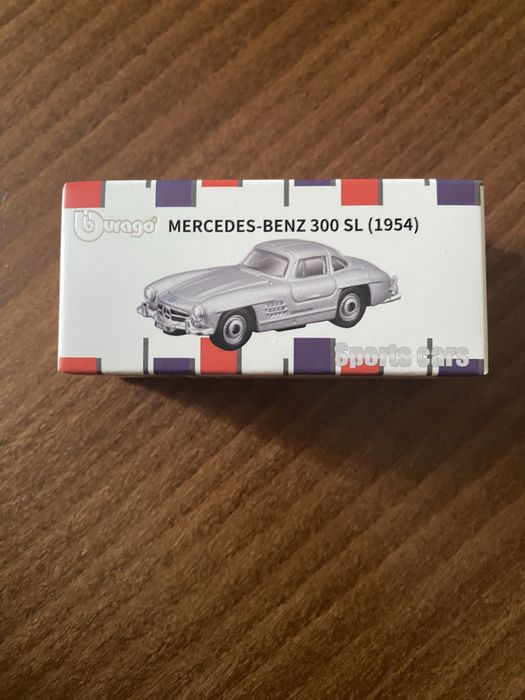 1/64  Bburago Mercedes benz 300SL