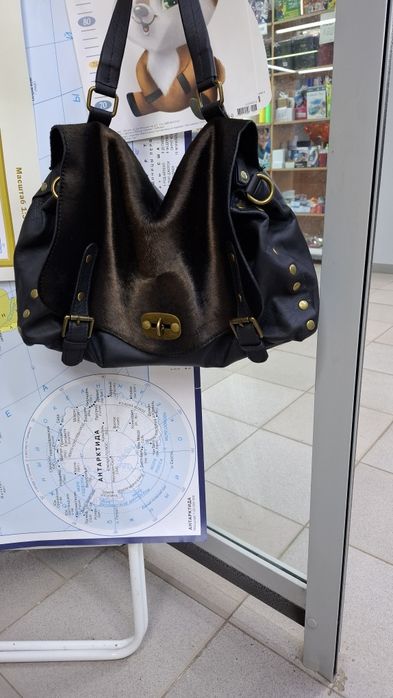 Продам сумку из натуральнной кожи.