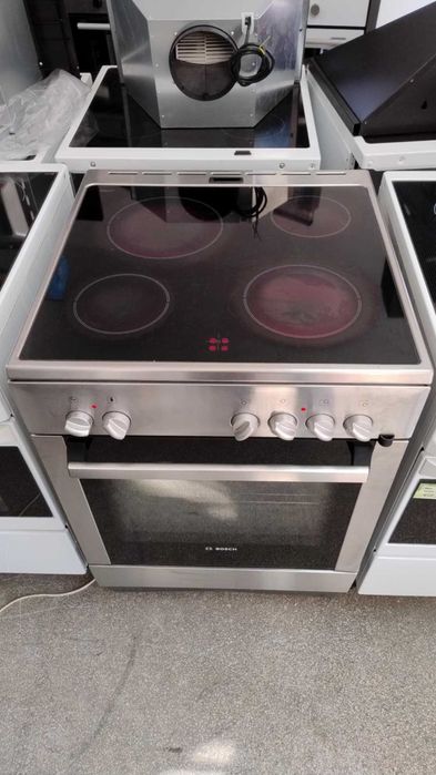 A+ Иноксова-Инокс Готварска печка с керамичен плот Bosch-Бош 71 л