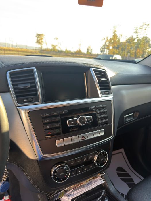 MERCEDES-BENZ ML-Class 2011 — imagine 4