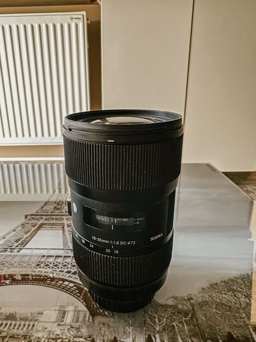 Canon EOS 77D - 50mm f1.8