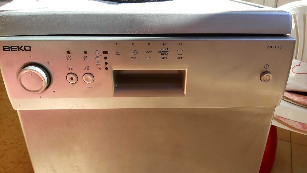 Продавам съдомиялна Beko