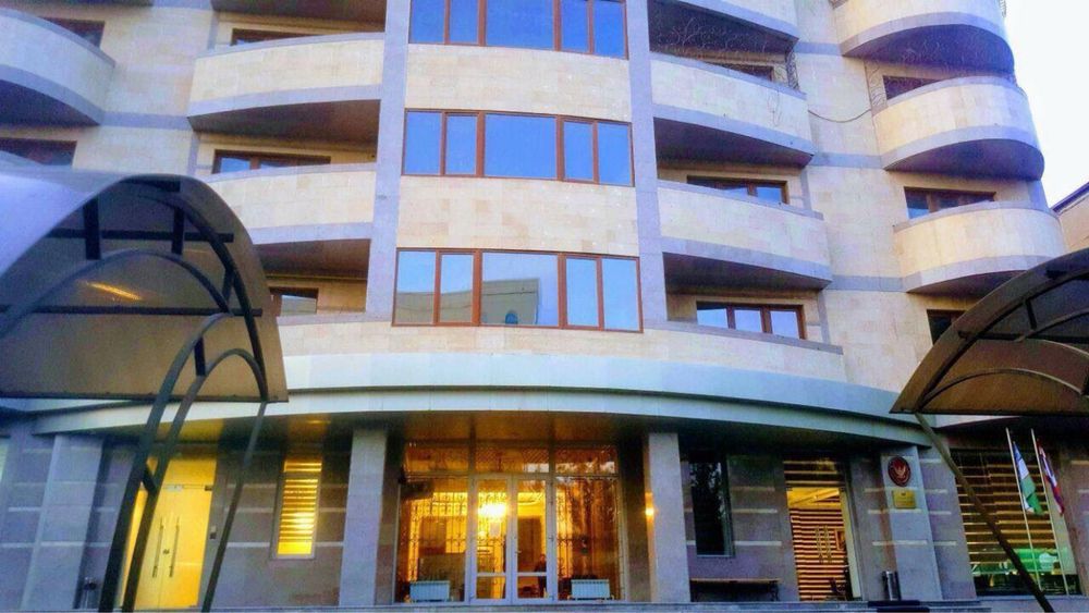 Квартира посольство Франции 3/6/8 150 м2