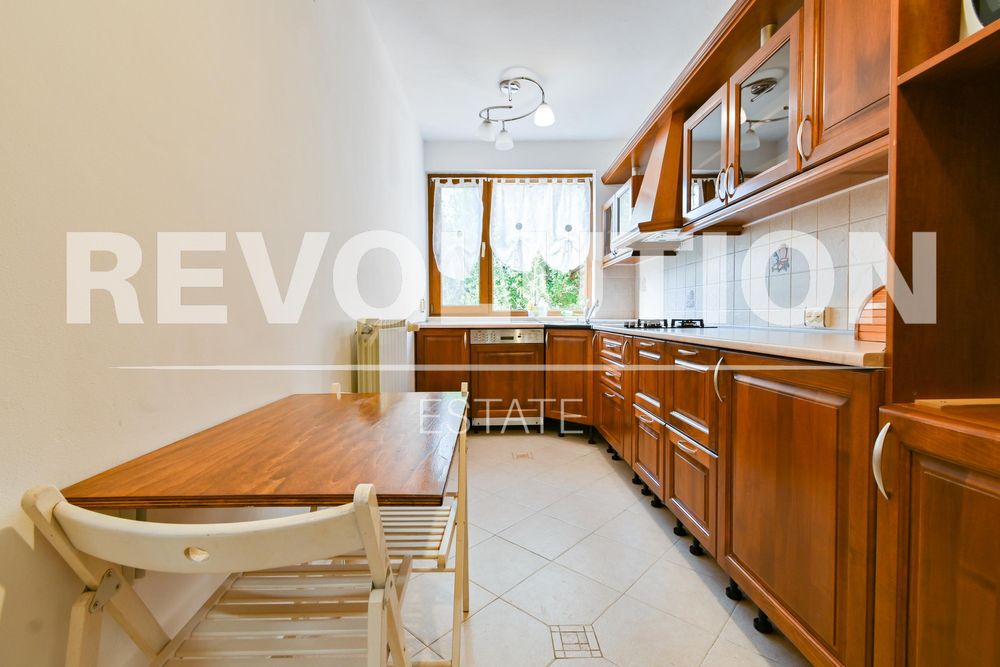 Дава се под наем Къща в Божурище - 100 кв.м за 800 € - Снимка #5