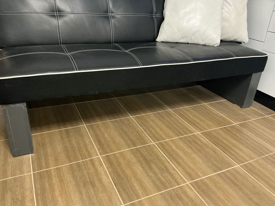 Продавам канапе/диван