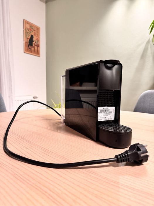 Aparat de cafea KRUPS Essenza Mini C30 capsule Nespresso