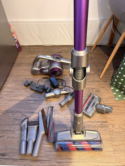 Вертикална прахосмукачка