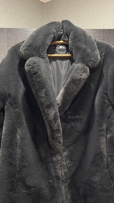 Продам Шубу ZARA