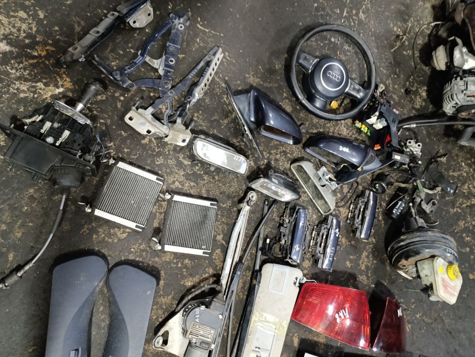 Запчасти на Ауди А8D3 из Германии