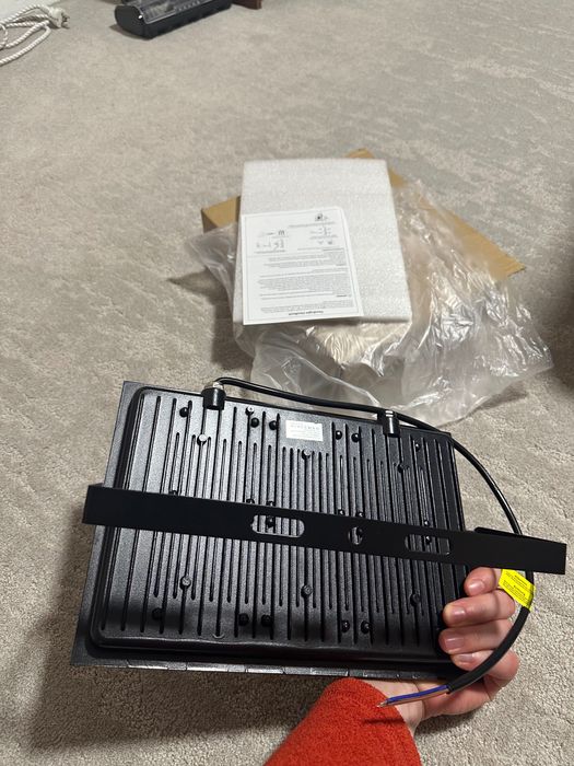 Proiector led 150w nou 4 bucati bec lumina rece