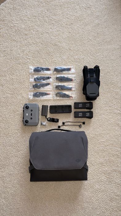 Дрон Dji Mavic 3 Fly More Combo