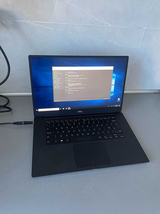 Laptop dell XPS 9570 /i5 8300H -8Gb RAM  /ssd 256 Nvm /GTX 1050 4gb