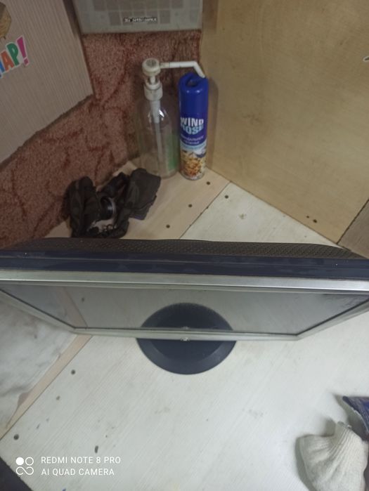 Монитор в хорошем состоянии