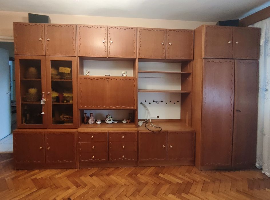 Mobilă de sufragerie