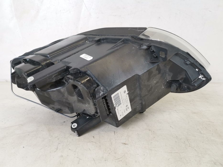 Фар Ляв с Халоген Z4 E85 / Far Lqv s Halogen Z4 E85 Оригинален, в добр