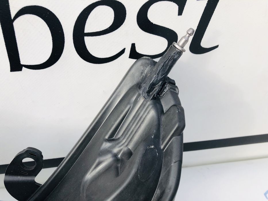 Far dreapta bixenon Range Rover Vogue dupa 2013 cod LR067202