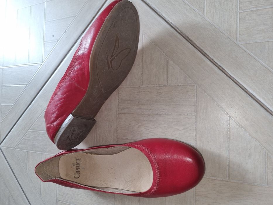Pantofi balerini