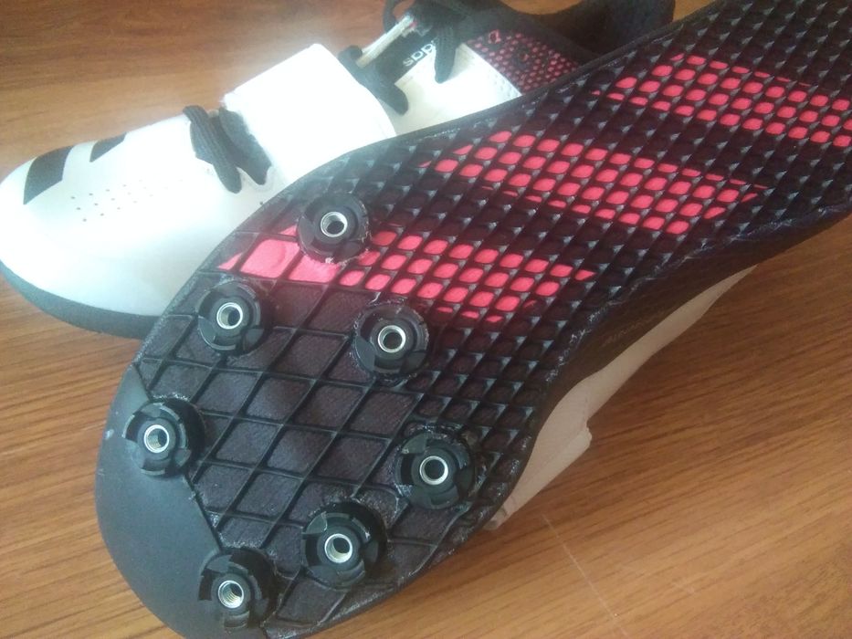 Шпайкове за спринт Adidas Ном. 40, 42 и 45 за дълъг и  троен скок ном.42  ном.45 и 46