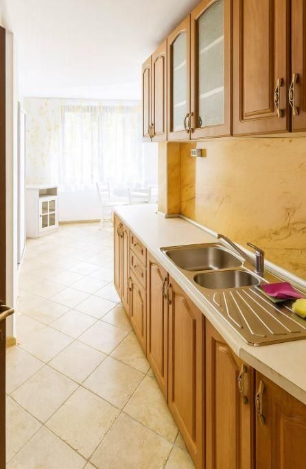 Дава се под наем Тристаен апартамент в Варна, Чайка - 100 кв.м за 548.25 € - Снимка #2