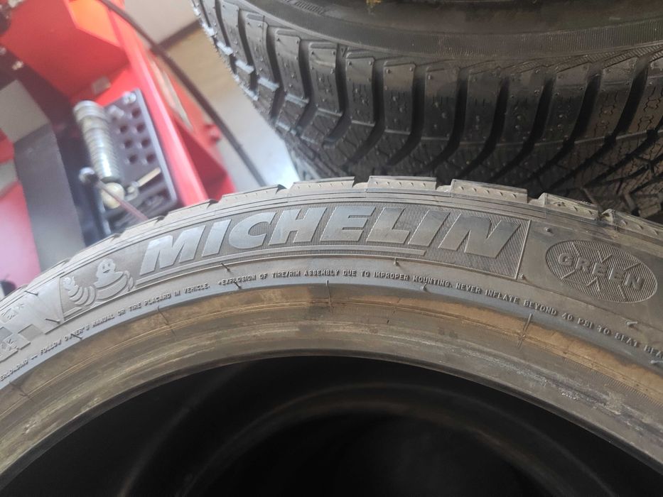 2бр.зимни гуми 315/35/20 Michelin