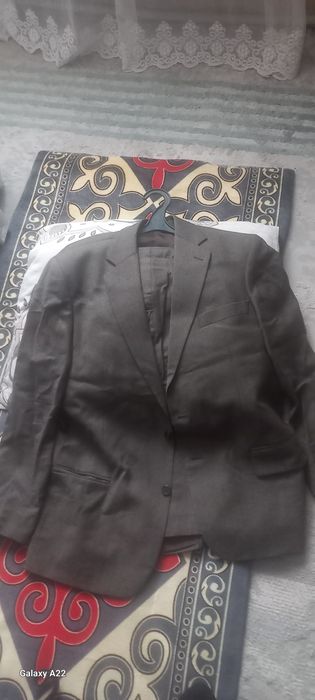 Кастюм шалбар сатылады.