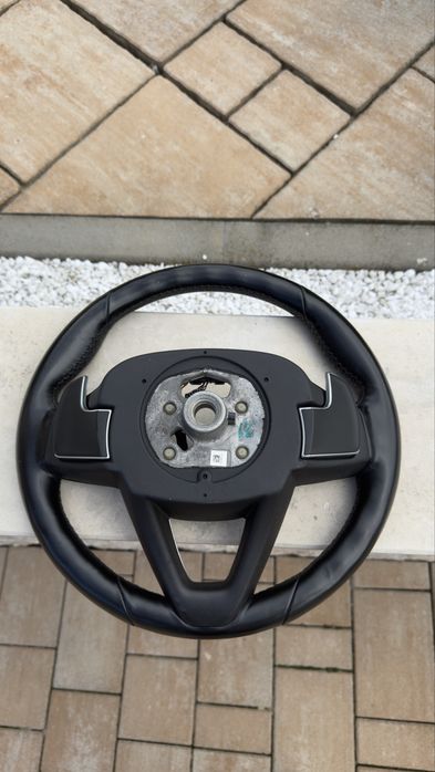 Volan G30 2017 Luxury Line/Padele/ACC/Vibratii