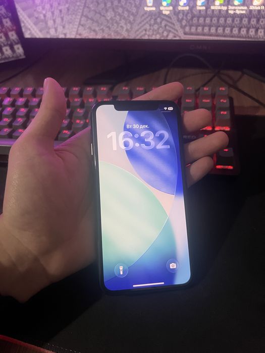 Продам IPhone 11 pro 256гб